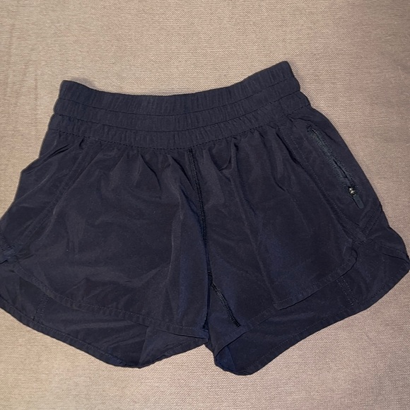 lululemon athletica Pants - Black lululemon athletic shorts